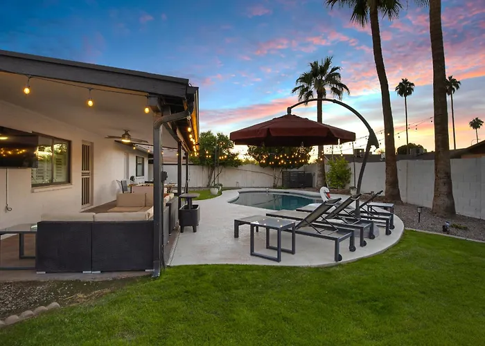 Spacious Palm Oasis Hébergement de vacances Tempe
