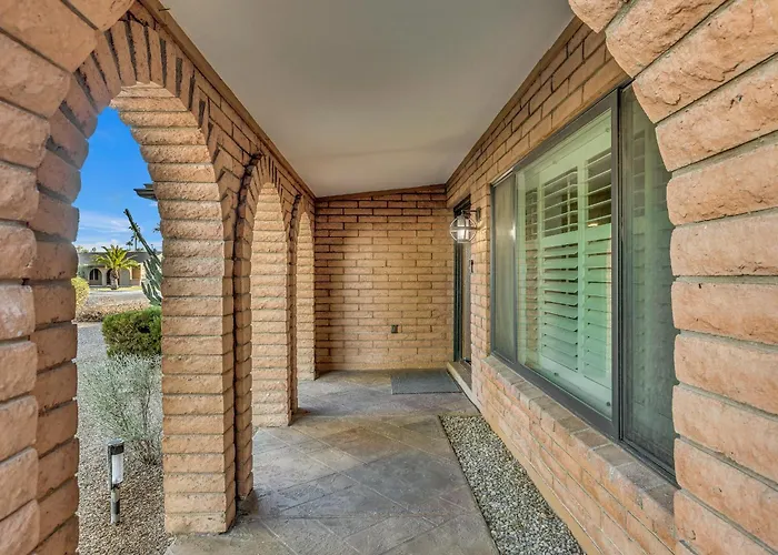 Spacious Palm Oasis Tempe